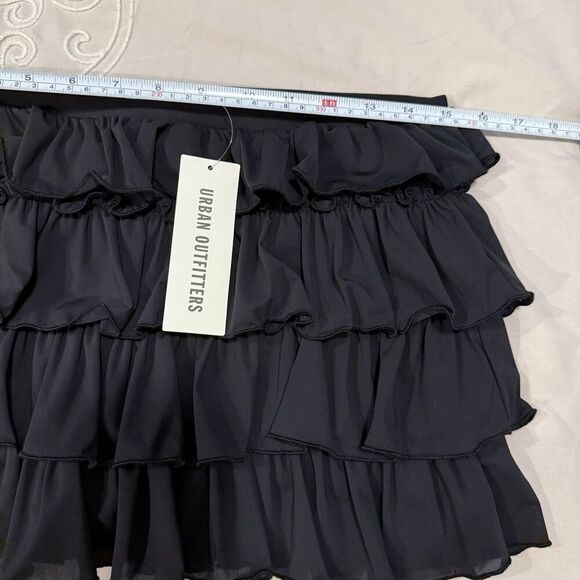 Urban Outfitters Out From Under Cammy Ruffle Black Micro Skort Large Flirty - Picture 6 of 7